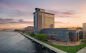 Renaissance Portsmouth-Norfolk Waterfront Hotel